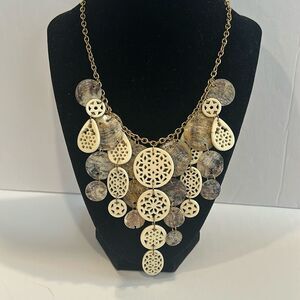 NWOT Joan Rivers Gold Chunky Necklace